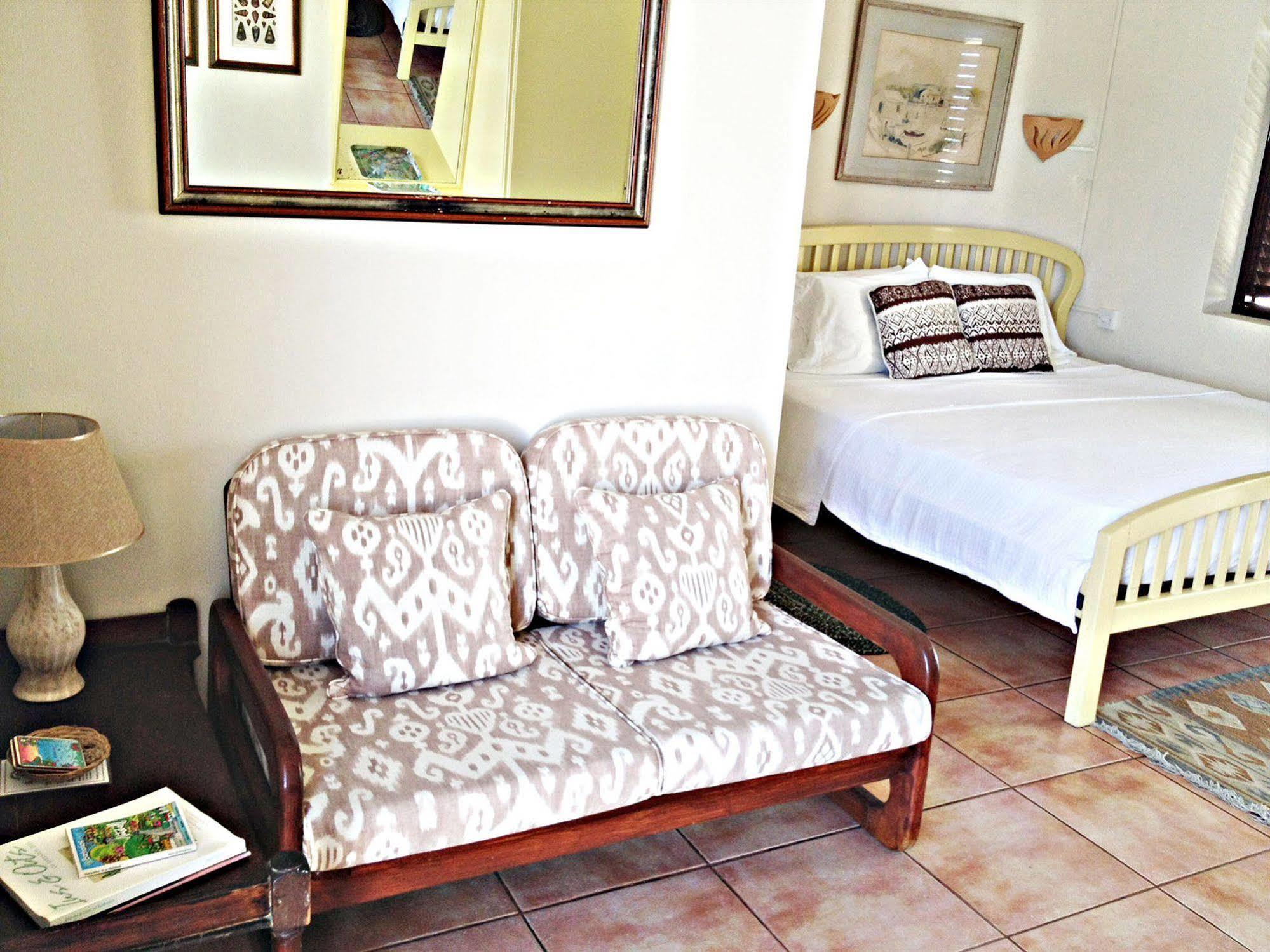 Round House Hotel Bathsheba Buitenkant foto