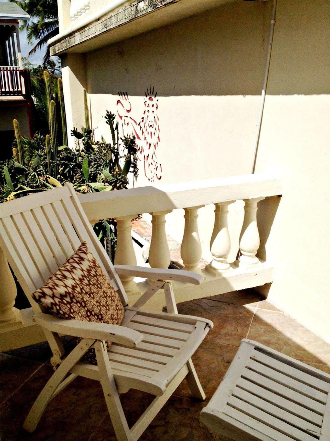 Round House Hotel Bathsheba Buitenkant foto