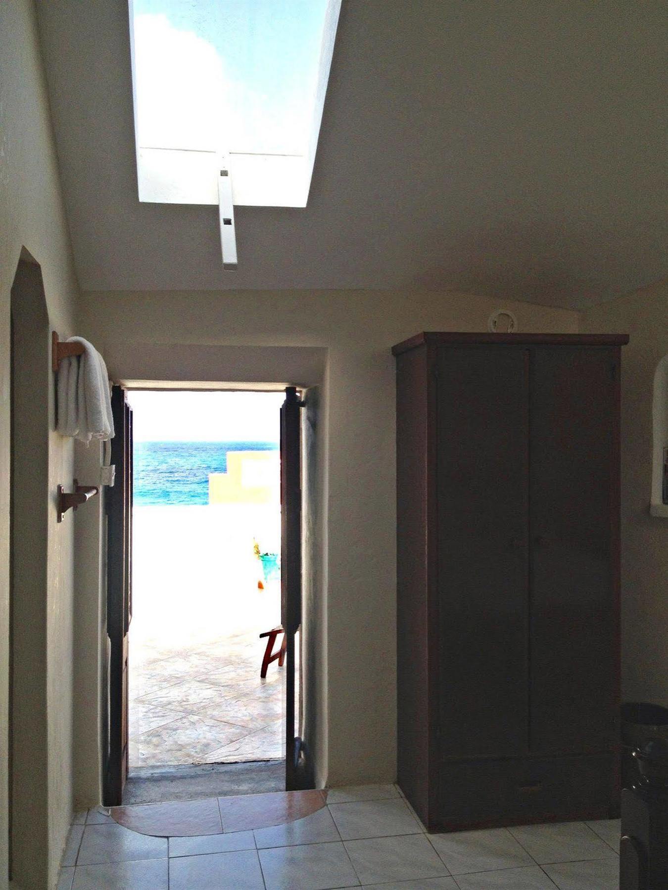 Round House Hotel Bathsheba Buitenkant foto